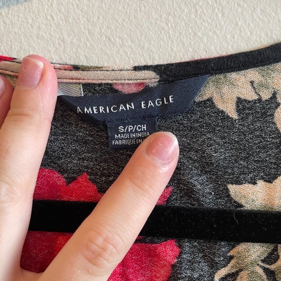 America Eagle Romantic Smocked Floral Blouse - Picture 6 of 6